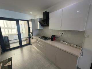 Appartement meublé d'exception - 3 chambres, pieds dans l'eau - 7