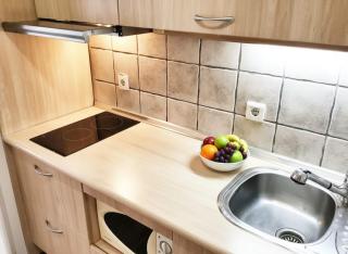 Solstice Studio - Golden Getaway by the Sea - 8