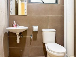 2BR2B Hozem JB2502 Mt Austin ARC Hill - 1