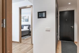 Sea View Family Apt in Kalaranna District with Balcony and Free Parking - 4