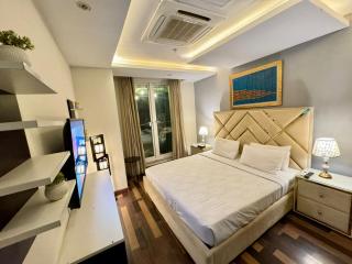 Gold Crest Premium Apartments - 7