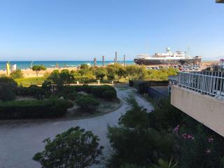 T3 pour 6 pers, vue mer et montagne, terrasse, parking, proche plage, Le Barcarès - FR-1-81-550 - 0