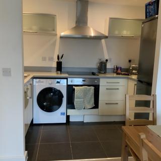 Modern Liverpool City Centre Apt - 2