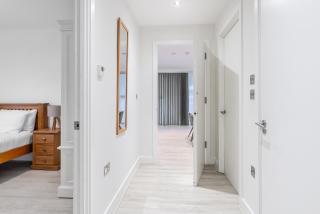 Tailored Stays - Central Station Apartments - 5