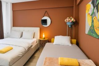 Old Town 4BR with 6 Beds for up to 12 people - 2