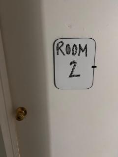 Central Phoenix Value Stay Yellow Room - 4