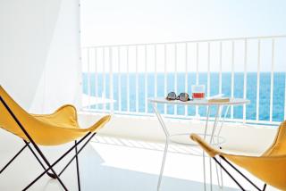 Les Roches Rouges, a Beaumier hotel - 9