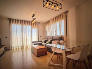 Large terrace and views - 4