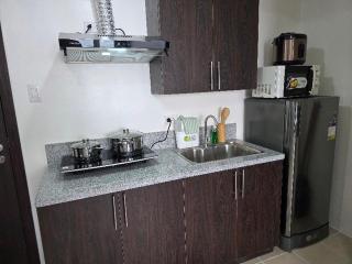 2 BR Penthouse with Sunset View - 3