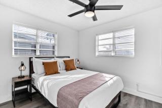 Cozy Hollywood Private Pool Retreat - Ping pong - 3