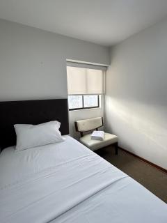 Miraflores TOP! Close to the Sea and Parque Kennedy - 3