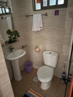 FAME cosy 3 bedroom furnished apartment - 6