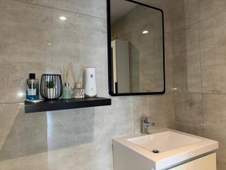 Umhlanga Ridge Sea View Studio Apartment - 4