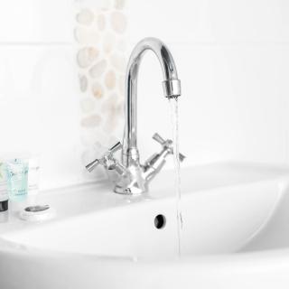 Cozy Two Bedroom House - King Beds - Parking & Garden 4VC - 7