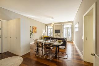 Cardosas Square Living - 1