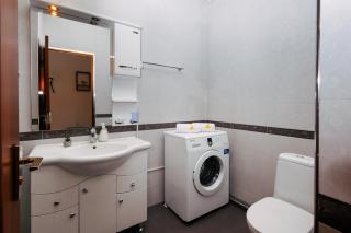 Aram street, 1 bedroom Comfy & Sunny apart with Open balcony DI480 - 1