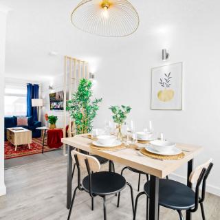 2 Bedroom House - King Beds - Parking & Garden 4VC - 4