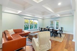 AV15-42: 15 42nd Avenue - 6