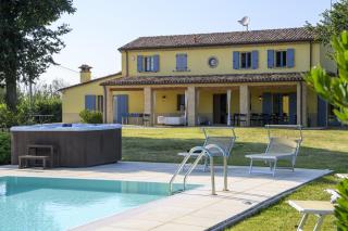 Villa Elettra 12&2 by Marche Holiday Villas - 6