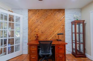 Family Oasis at Sunrise Private Pool, Game, Cardio, Grill, Work & Play - 2