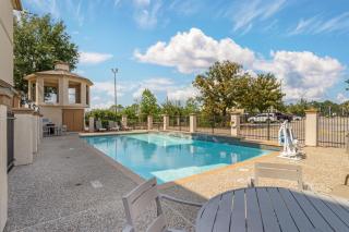 Best Western Plus North Houston Inn & Suites - 6