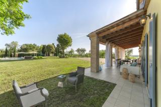 Villa Elettra 12&2 by Marche Holiday Villas - 2