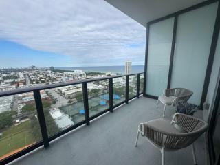 Resort & Beach - The Ideal Condo at 72 Park - 7