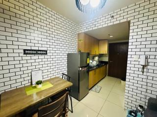 Simple Pasay Getaway - Entire Apartment for Rent - 6