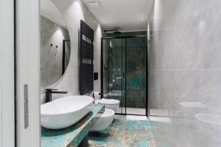 YLS Luxury Suites 2 - 5