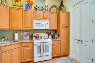 Sunny Adobe Retreat with Hot Tub and Mtn Views! - 1