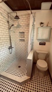 Go Glamping in Athens, Georgia, in this Cozy Tiny House for Four - 1