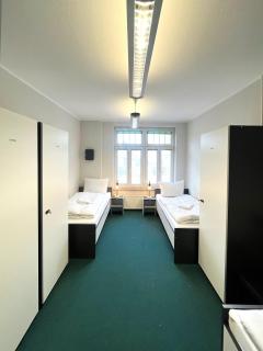 Gruppen Willkommen! 5-Zimmer Nähe Messe & BMW - 4