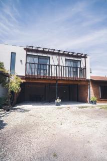 Check and Home - Chapa - 5 huéspedes con patio y parrilla - 2