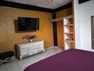 3BR Centro amplio a 1 cuadra playa - 3