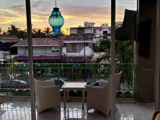 3BR Centro amplio a 1 cuadra playa - 1