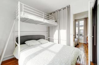 INVALIDES - TOUR EIFFEL - Paris - 2