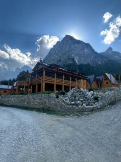 Royal Etno Selo - Prokletije Bungalows - 9