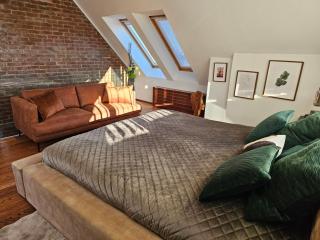 Three Stories Apartment in Old City center with Castle view and Terrace - 0