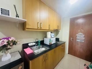 Cheerful Pasay Getaway - Entire Apartment for Rent - 8