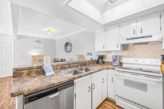 Romar Village 112 - 4