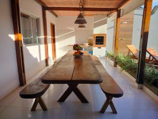 Casa Confortável 4 Quartos com AR, Piscina e Área Gourmet , a 150m da Praia - 5