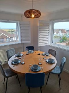 4 Bedroom House in Saltdean, Brighton - 8