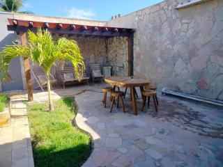 Sol Prime House , 4 quartos com ar, espaço gourmet e piscina - 1