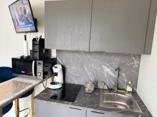 Tiny house - piscine et vélos - 7