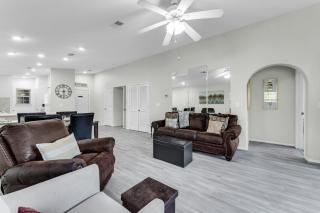 Peaceful 2BR Condo by Golf Course Pools - 8