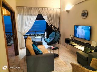 Seafront SunsetSpa - 9