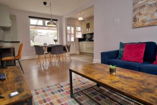 Whitley House - Stylish 3 Bedroom Home near Coventry City Centre - 6