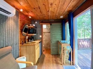 Eco Cabin Rentals in the Chattahoochee Forest of North Georgia - 1