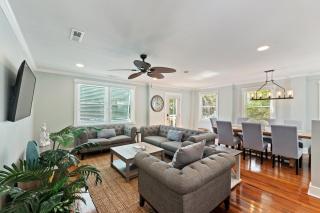 AV4-22: 4 22nd Avenue - 8