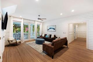 PALM2807: 2807 Palm Blvd. - 5